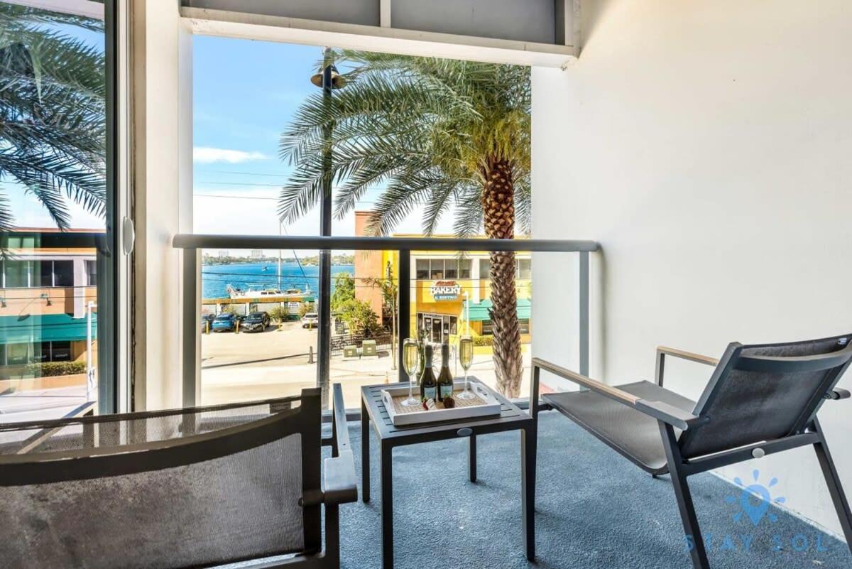 Apartment With Bay View Balcony - Pool - Up To 6 - Gym Hollywood Ngoại thất bức ảnh