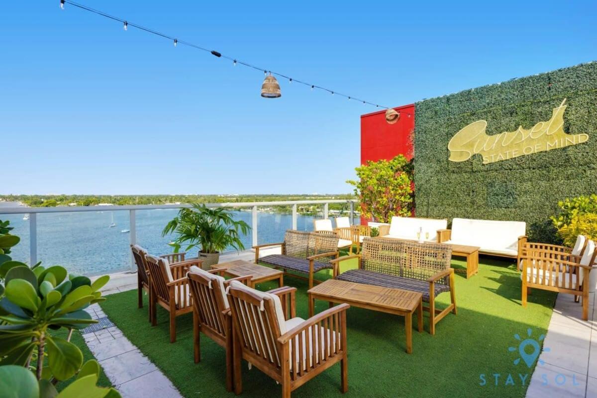 Apartment With Bay View Balcony - Pool - Up To 6 - Gym Hollywood Ngoại thất bức ảnh