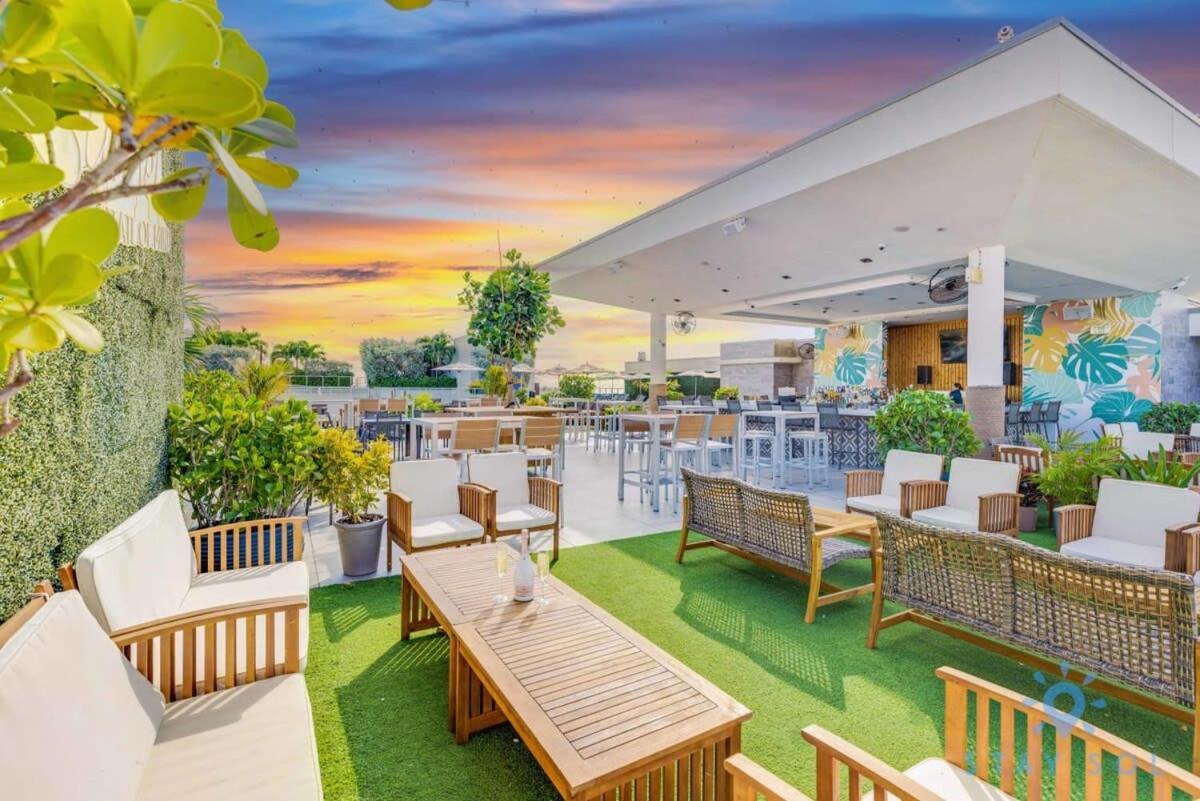 Apartment With Bay View Balcony - Pool - Up To 6 - Gym Hollywood Ngoại thất bức ảnh