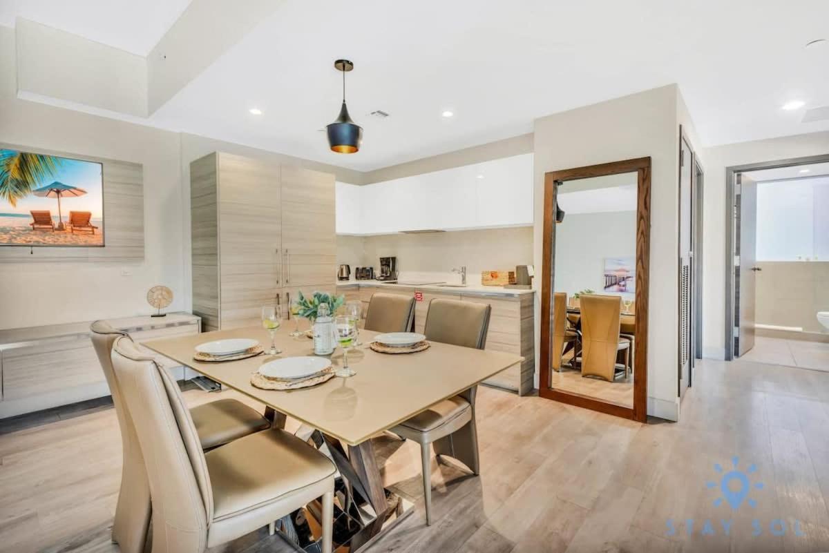 Apartment With Bay View Balcony - Pool - Up To 6 - Gym Hollywood Ngoại thất bức ảnh