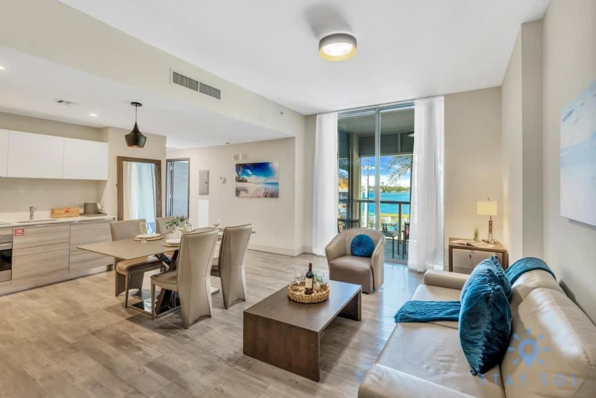 Apartment With Bay View Balcony - Pool - Up To 6 - Gym Hollywood Ngoại thất bức ảnh