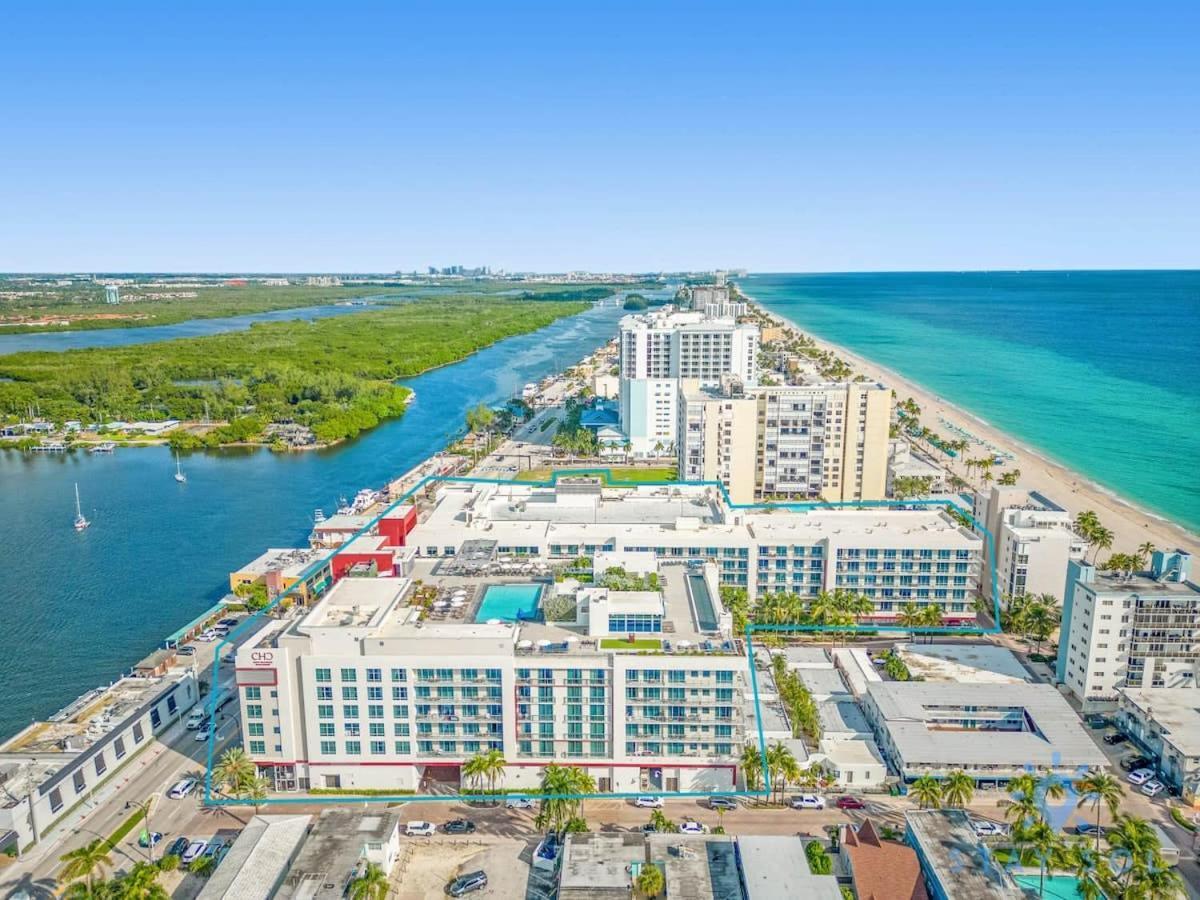 Apartment With Bay View Balcony - Pool - Up To 6 - Gym Hollywood Ngoại thất bức ảnh